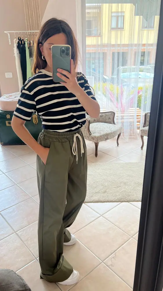 Pantalone Ampio con Risvolto e Cordino